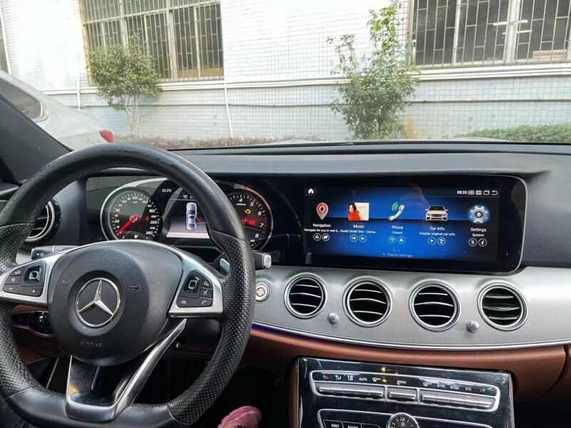 Màn Androi Mec Benz E (2015-2018) liền camera 360