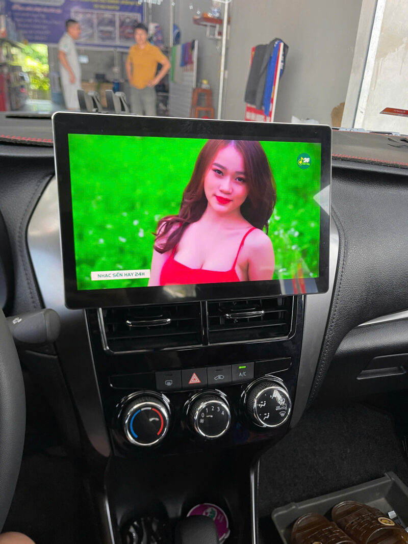 Màn android Vicom 2k- 11.5" liền camera 360